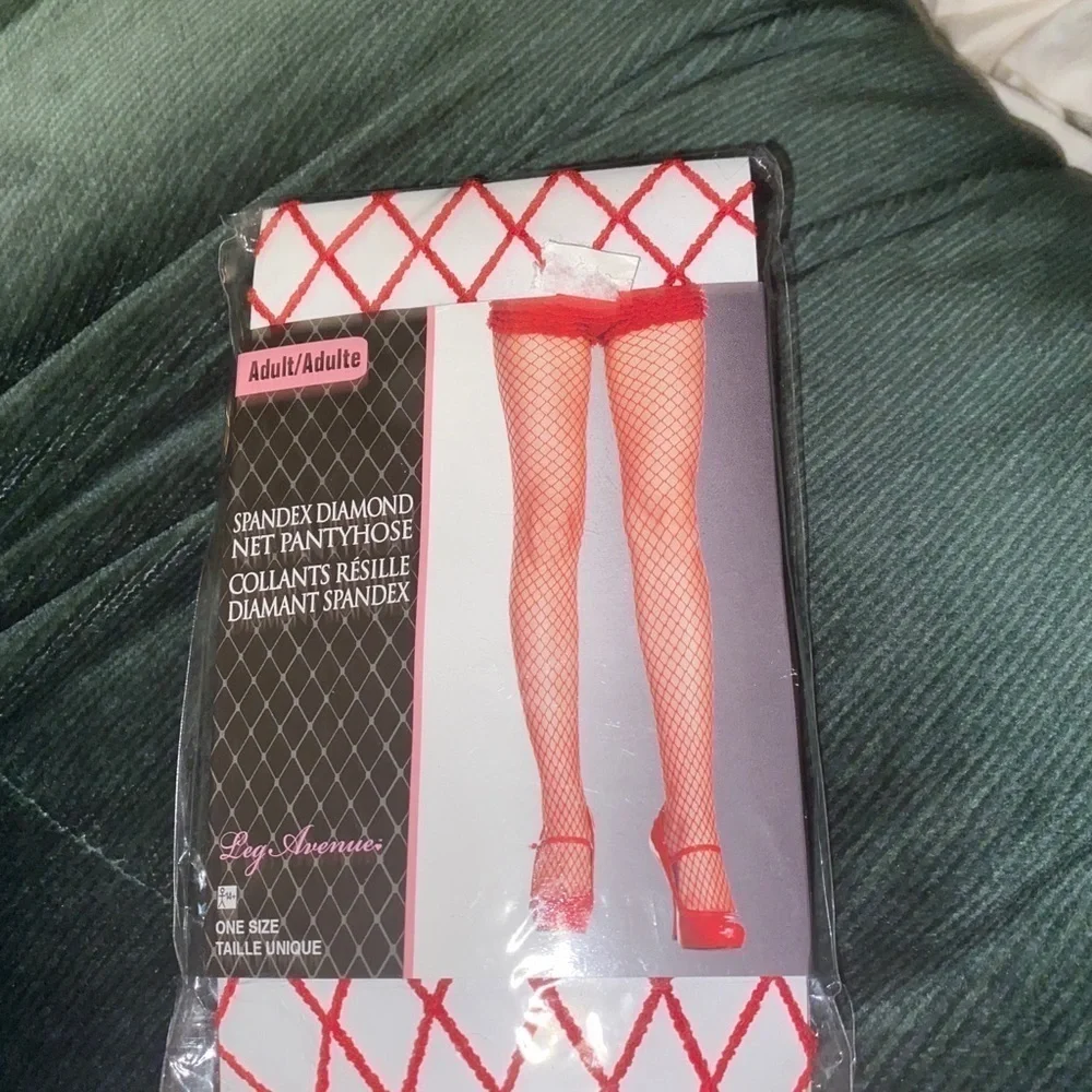 HUE Red Diamond Adult Pantyhose Spandex